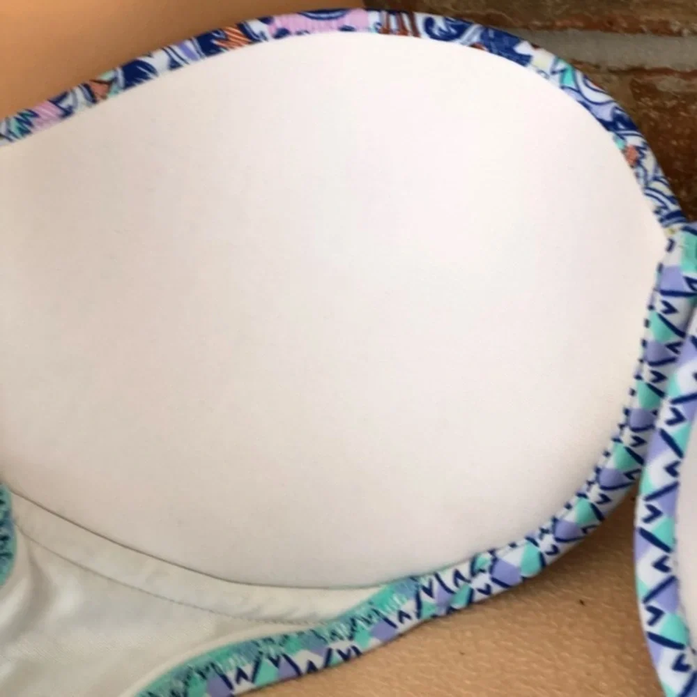 VICTORIAS SECRET Push-up Bikini Swimsuit Top 34D
